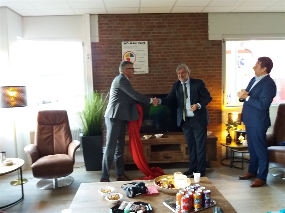 Opening Post Slotlaan Opening Post Slotlaan